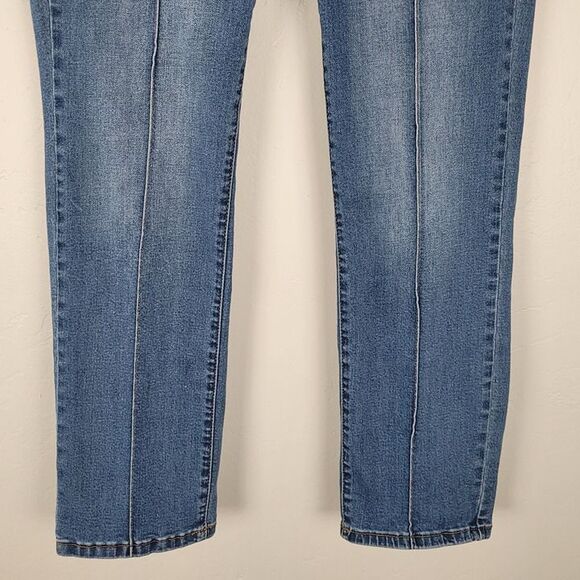 Judy Blue Size 30 Cropped Straight Fit Jeans Front Back Seam Stretch Blue - Picture 4 of 12